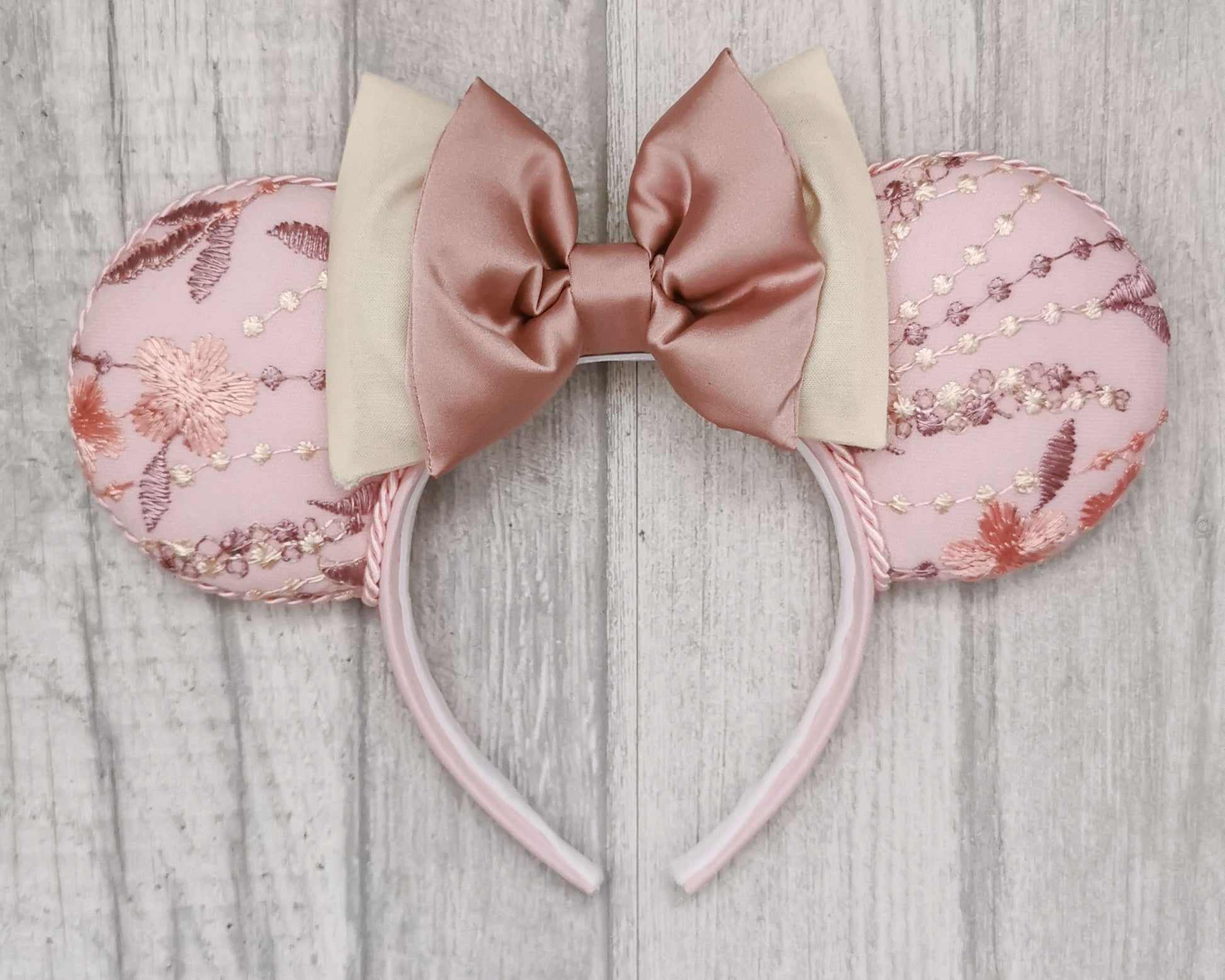 Briar Rose Luxury Lace Minnie Mouse Ears